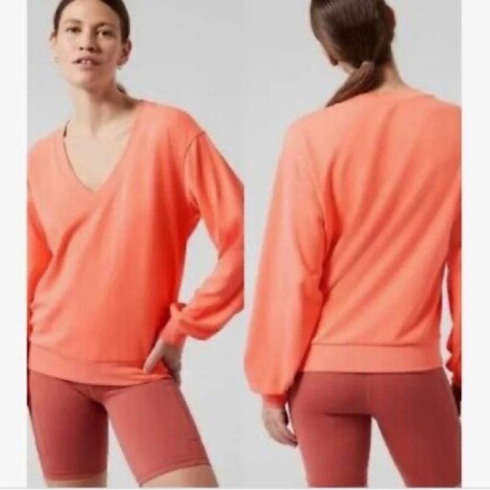 Athleta Willow V Neck Sweatshirt Peach 3X